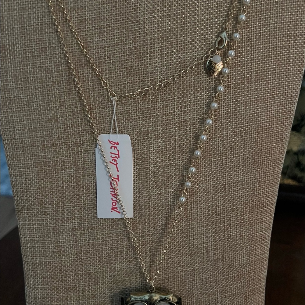 Betsy Johnson Owl Pendant Necklace.Black & Silver.Brand new with tags. - Picture 2 of 10
